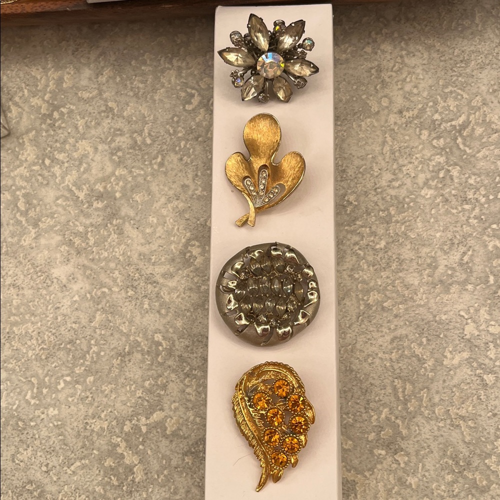 (3) Vintage brooches+ring - Picture 3 of 12